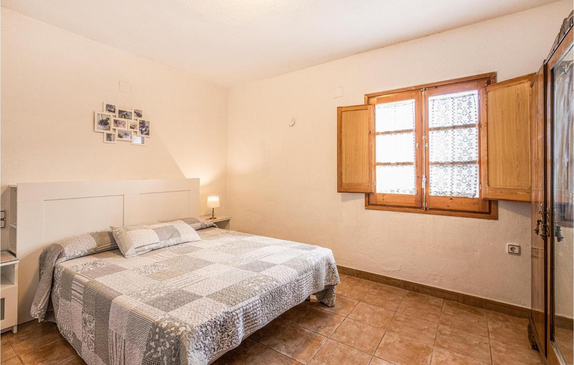 Awesome Home In Riells I Viabrea With Wifi Breda Экстерьер фото